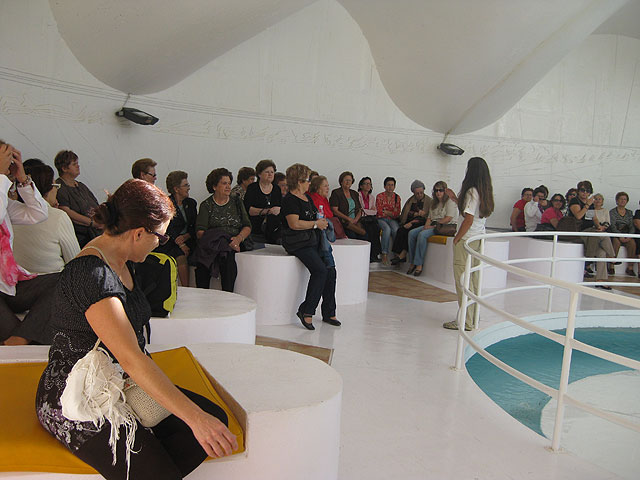 Las mujeres de Alhama disfrutan de un taller sobre productos naturales, Foto 3