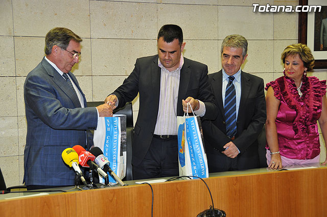 El Defensor del Pueblo de la Regin de Murcia visita Totana - 9