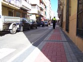 El ayuntamiento de Águilas concluirá esta semana las obras de reparación de aceras en la calle Lara y la Plaza Virgen del Rocío