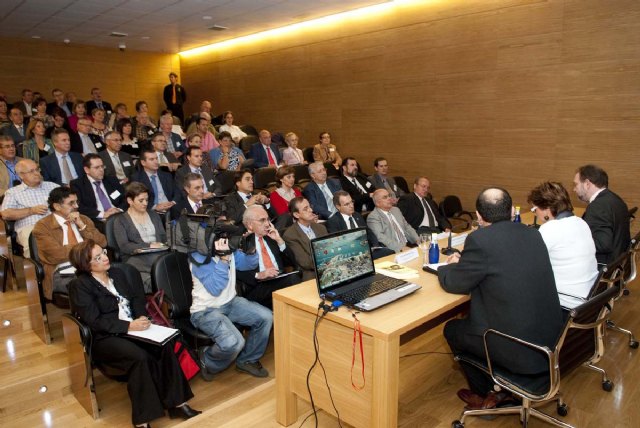 Inspectores de educación debaten en Cartagena el uso de las TIC en los centros escolares - 1, Foto 1