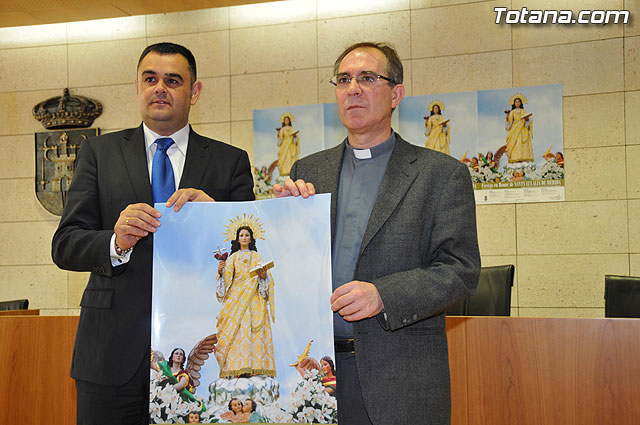 Presentado el programa de actos religiosos de las fiestas de Santa Eulalia 2009 - 1, Foto 1