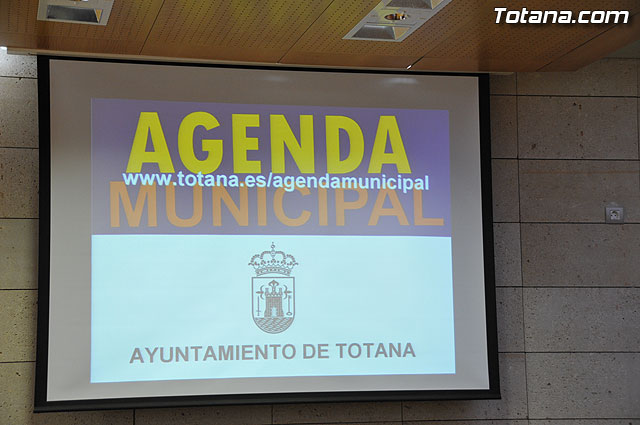 La Concejala de Nuevas Tecnologas pone en marcha la “Agenda Municipal” - 2