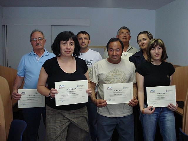 La concejalía de Nuevas Tecnologías consolida el proyecto Red de Aulas de Informática de Totana: RAITOTANA, Foto 2