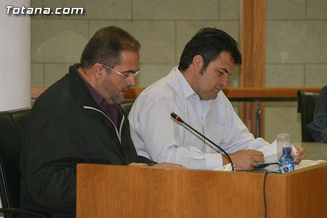 IU afirma que los presupuestos Regionales de 2010 solo contemplan una inversión real de 3.900.000 euros en Totana, Foto 1