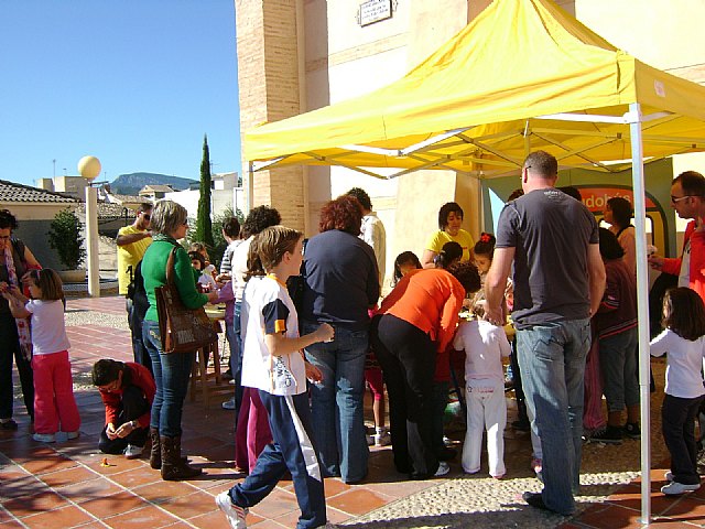 Proyecto: “El Ludobús: acercamiento del juego educativo a barrios y pedanías de Totana”, Foto 2