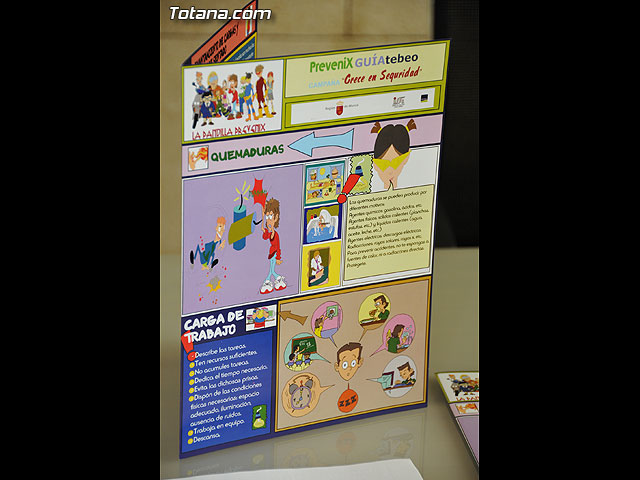 Ayuntamiento e Instituto de Seguridad Laboral inician una campaña para fijar hbitos de prevencin en los adolescentes - 3