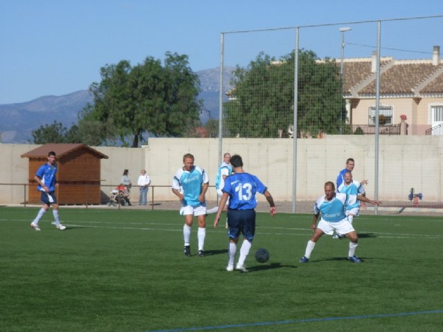 El líder de la Liga de Fútbol Aficionado Juega Limpio Los Pachuchos tropieza con el Bar River-Santo Barón, Foto 3
