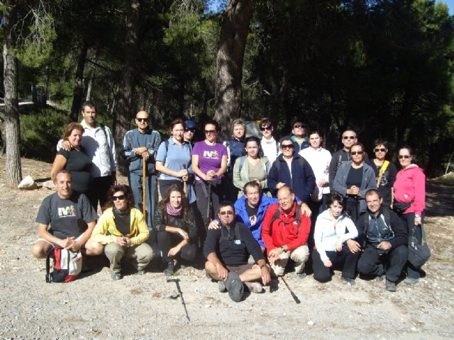 La concejalía de Deportes organiza una salida de senderismo por la Sierra de Ricote, Foto 1