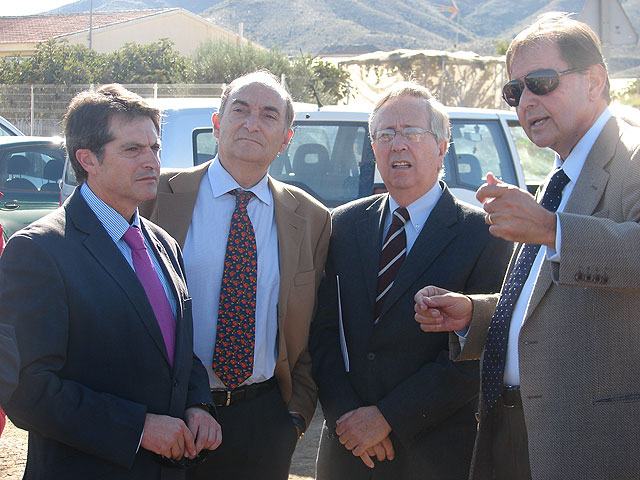 El Ayuntamiento de Lorca agradece a la Confederación Hidrográfica del Segura el encauzamiento del Barranco Anglés - 1, Foto 1