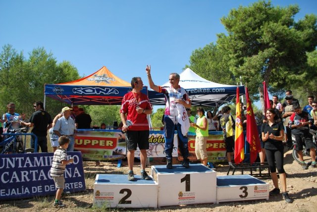 La Concejalía de Deportes y la Asociación Deportiva Peña Las Nueve felicitan a José Sánchez Cánovas, Foto 2
