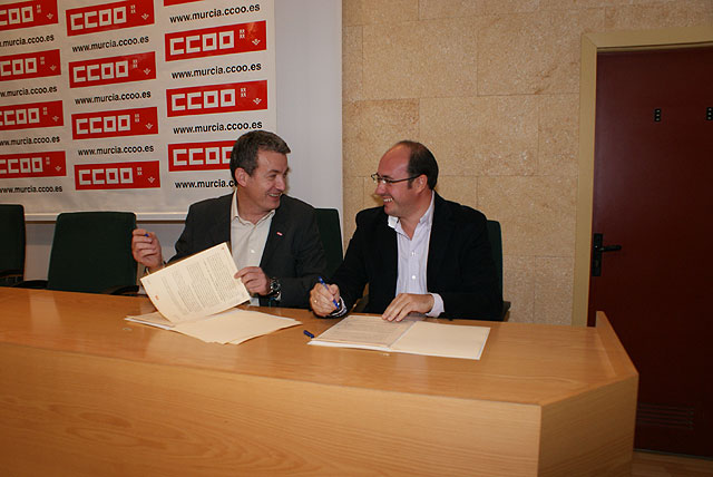 El Ayuntamiento firma un convenio de colaboración con Comisiones Obreras para poner en marcha programas de orientación y formación laboral - 3, Foto 3