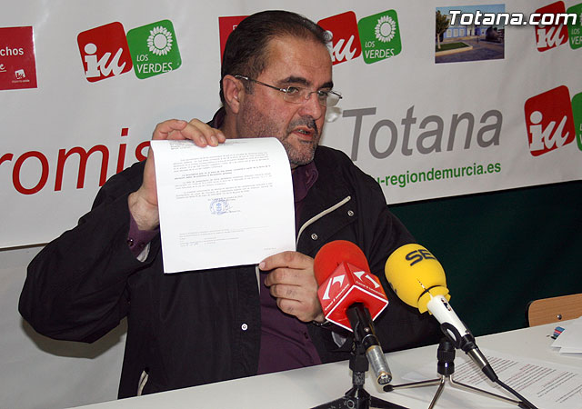 IU: El Ayuntamiento aumenta su deuda mediante un préstamo de 3 millones de euros, que tendrá que pagar en un año, Foto 1