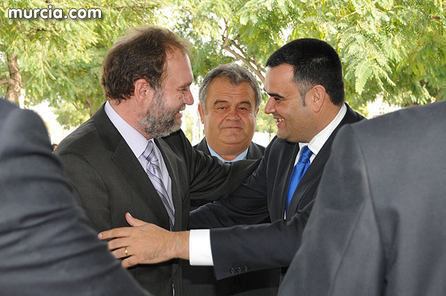 El ayuntamiento de Totana promociona la especialización del Polígono Industrial en el sector agroalimentario y hortofrutícola en la I Feria Expoagroalimentaria, Foto 1