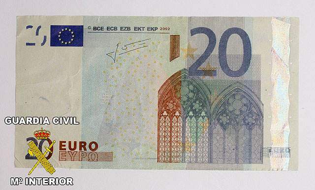 La Guardia Civil desarticula a una red dedicada a la introducción en el mercado de billetes falsos - 2, Foto 2