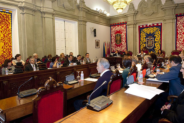 El pleno aprueba la revisión de las tasas municipales - 1, Foto 1