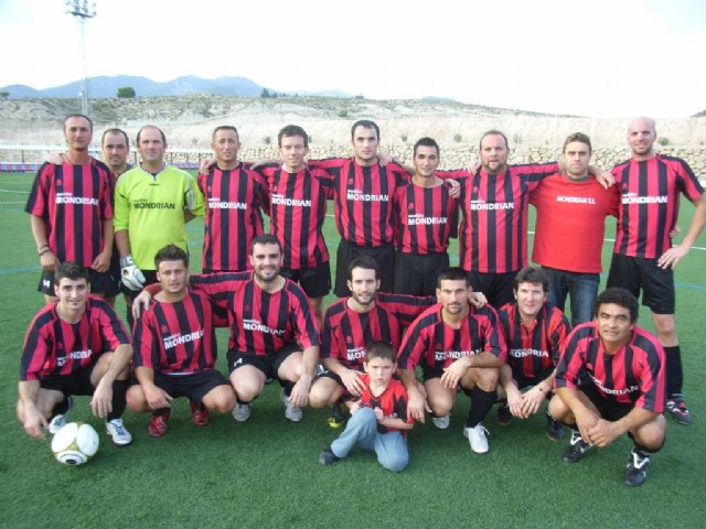 La octava jornada de la Liga de Fútbol Aficionado “Juega Limpio” no depara sorpresas, Foto 1