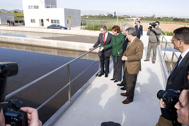 El Ayuntamiento recurrirá la sanción del MARM por el vertido de la antigua depuradora de La Aljorra - 1, Foto 1
