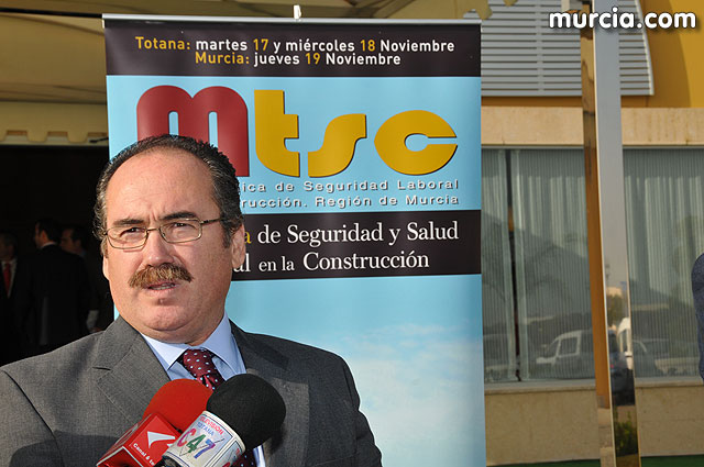 Ms de cien personas participan desde hoy en la “III Semana de Seguridad y Salud Laboral en la Construccin” - 21