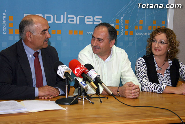 Diputados nacionales y regionales aseguran en un acto sectorial que 