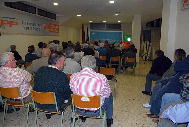 Diputados nacionales y regionales aseguran en un acto sectorial que 