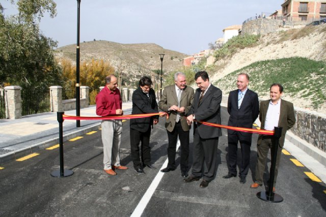 Se inaugura el segundo tramo de la Ronda del Casco Antiguo - 1, Foto 1