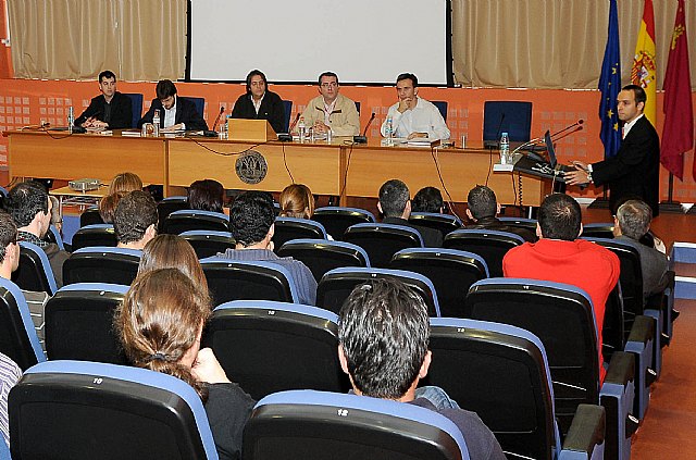 Se defendió  la tesis doctoral del fallecido profesor Manuel Sánchez Cuenca - 1, Foto 1