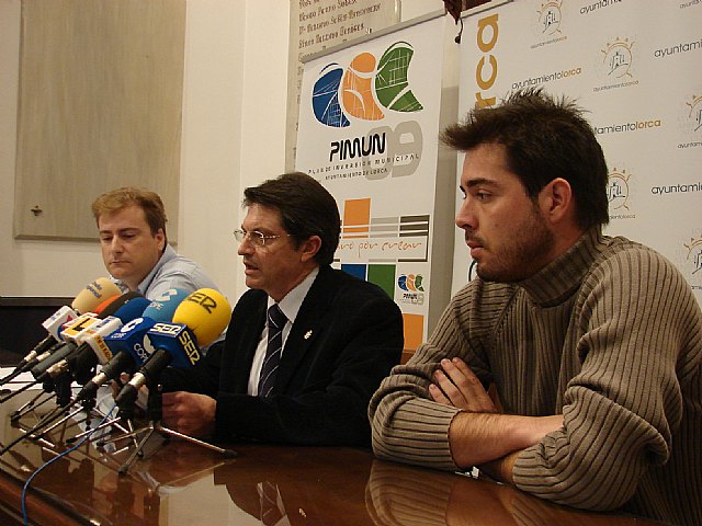 El Alcalde de Lorca insta a Zapatero a que aproveche la presidencia de la UE para defender nuestra agricultura - 1, Foto 1