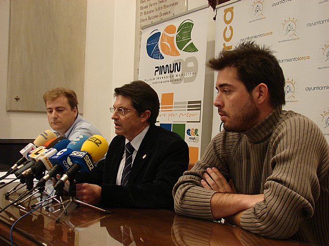 El Alcalde de Lorca insta a Zapatero a que aproveche la presidencia de la UE para defender nuestra agricultura - 1, Foto 1