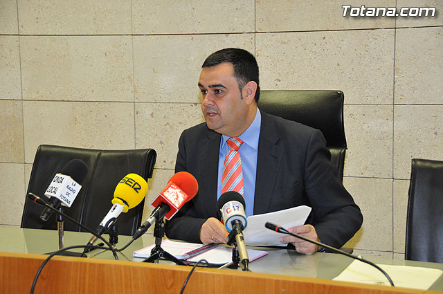 El Ayuntamiento presenta un total de 19 proyectos de obra pública al Plan Estatal de Inversión Local para el 2010 por un importe de 3.132.518 euros, Foto 2