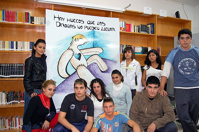 IV Concurso de Carteles para prevenir la drogodependencia - 2, Foto 2