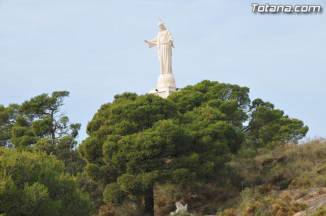 La Concejala de Turismo edita un folleto informativo para promocionar el Va Crucis del santuario de Santa Eulalia de Mrida - 1