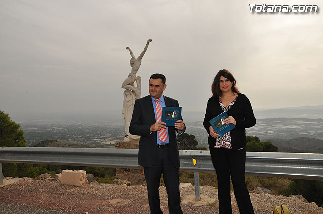 La Concejala de Turismo edita un folleto informativo para promocionar el Va Crucis del santuario de Santa Eulalia de Mrida - 9