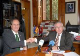 La Universidad de Murcia firma con el Real Murcia un acuerdo para la mejora de la gestin administrativa