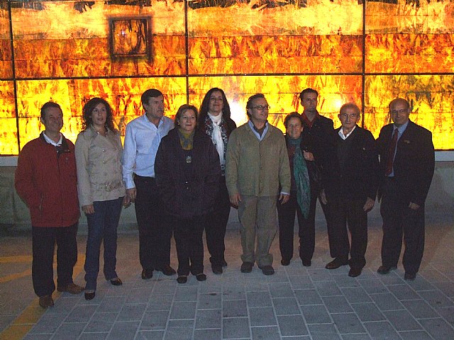 Blanca inaugura un muro-luz del artista murciano Abellán Juliá - 1, Foto 1