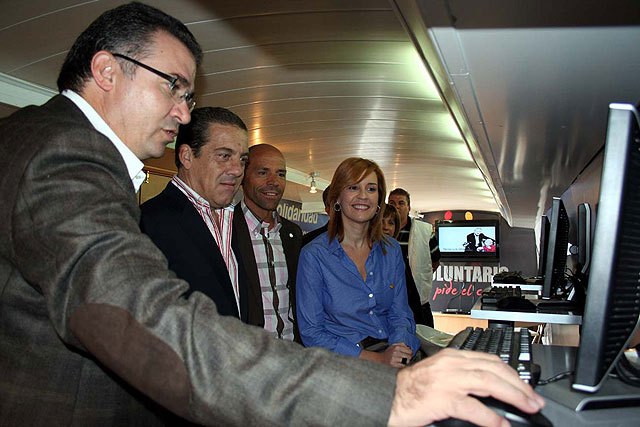 El Autobús del Voluntariado llegó ayer a Alcantarilla - 3, Foto 3