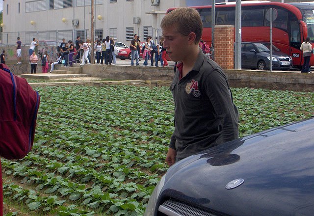El PSOE exigirá en pleno una mejora urgente de los accesos al IES Poeta Sánchez Bautista de Llano de Brujas - 2, Foto 2