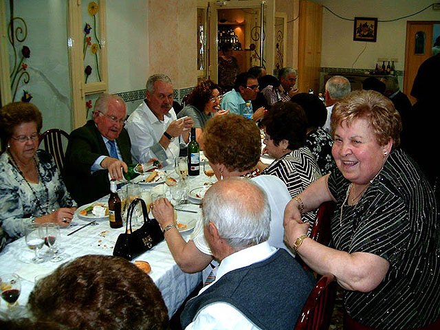 340 personas asisten a la comida anual del Club del Pensionista - 2, Foto 2