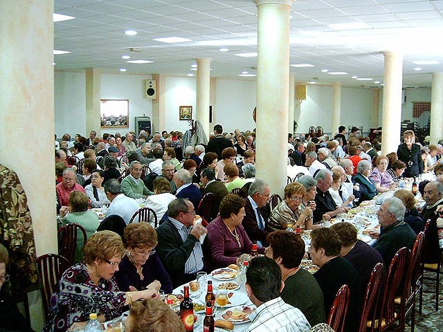 340 personas asisten a la comida anual del Club del Pensionista - 3, Foto 3