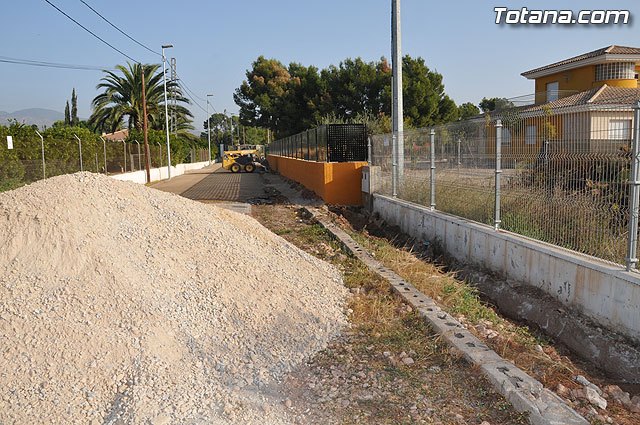 El Ayuntamiento acomete actuaciones de mejora de la red viaria municipal en un total de 18 kilómetros de caminos rurales de Totana durante el 2.009, Foto 1