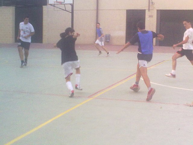 El Colegio Nuestra Señora de la Fuensanta se hace con el II Torneo CONFES de Futbol Sala Curso 2009/2010 - 1, Foto 1