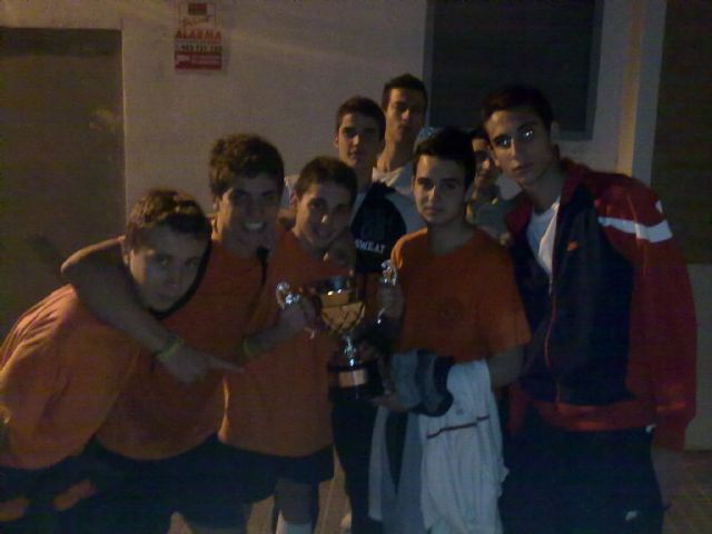 El Colegio Nuestra Señora de la Fuensanta se hace con el II Torneo CONFES de Futbol Sala Curso 2009/2010 - 2
