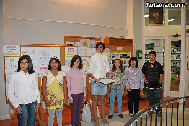 Seis niños de 4º y 5º curso de Primaria ganan el “VII Concurso sobre los derechos del niño” - 1
