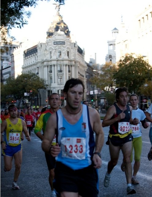 Gran carrera del atleta del Club de Atletismo Totana, Pedro A. Redondo en Madrid, Foto 2