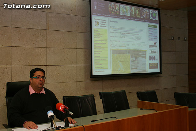 El ayuntamiento presenta un nuevo espacio web para el rea de Participacion Ciudadana como una ventana abierta a los navegantes - 2