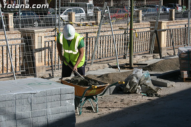 El paseo de la Avenida Rambla de La Santa comienza a transformar su imagen gracias a las obras de remodelacin que se estn ejecutando - 22