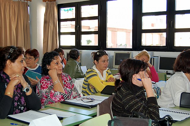 La oferta formativa para personas adultas es cada vez más amplia en Alguazas - 1, Foto 1