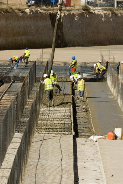 Avanzan las obras de soterramiento de la Rambla de Los Barreros - 2, Foto 2