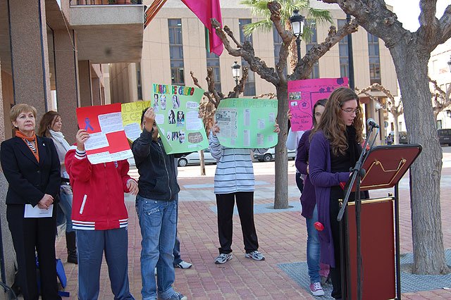 Más de un centenar de alguaceños dice no a la Violencia de Género - 1, Foto 1