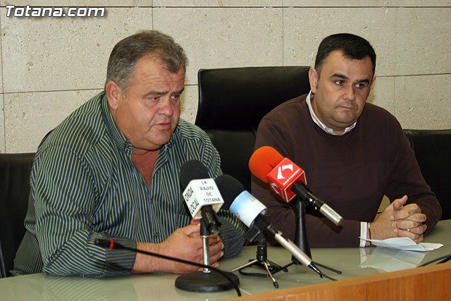 Los vecinos de El Paretón y Raiguero podrán informarse y tramitar los documentos necesarios en el SAC de la pedanía  para que la CHS reconozca las nuevas zonas de regadío, Foto 2