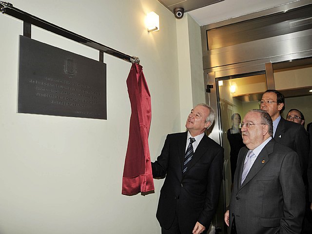 Valcárcel califica de “intolerables” las presiones al Tribunal Constitucional en torno al fallo sobre el Estatuto de Cataluña - 2, Foto 2